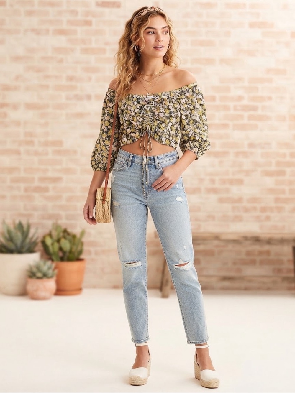 American Eagle Women's Floral Crop Blouse Top Size S